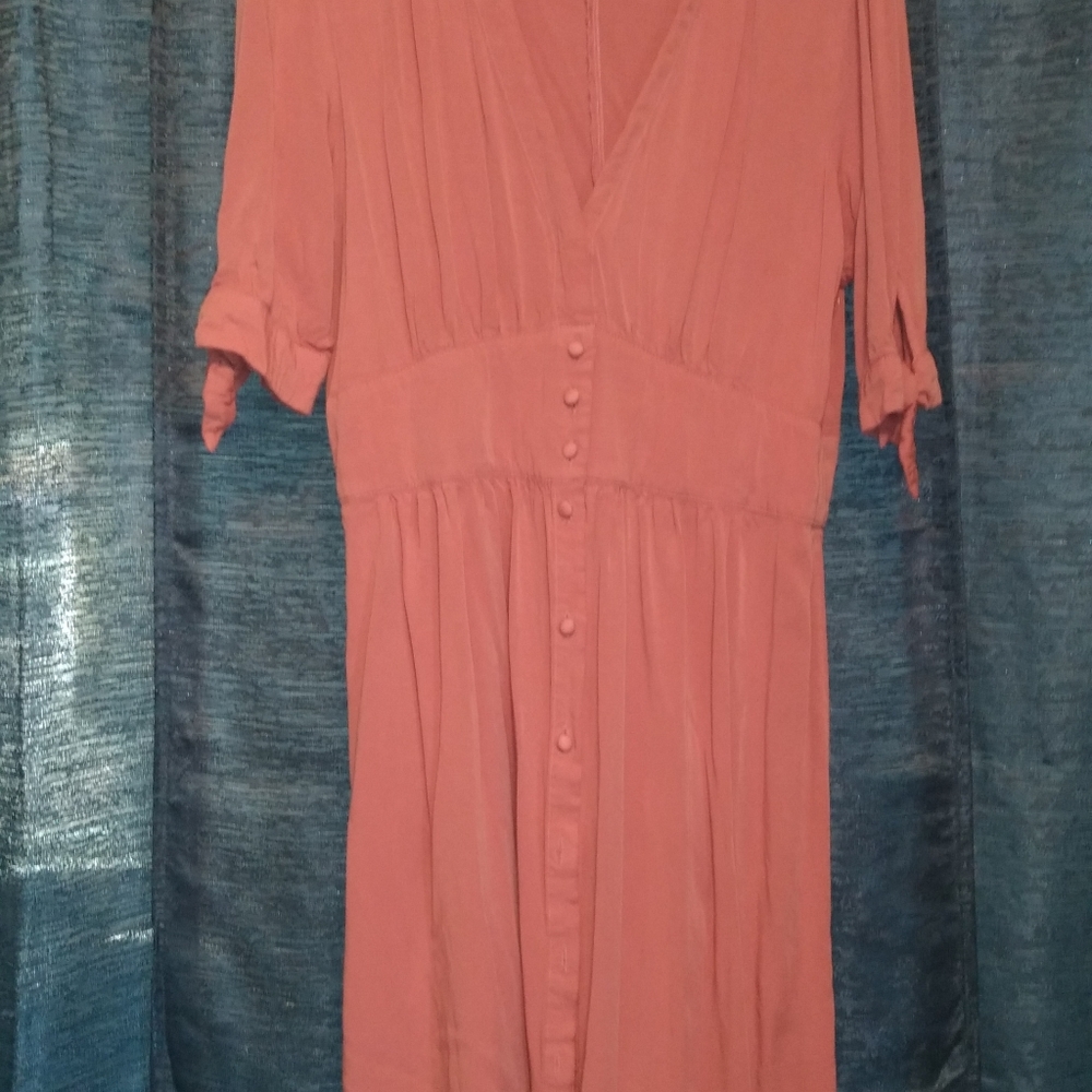Beautiful dress L